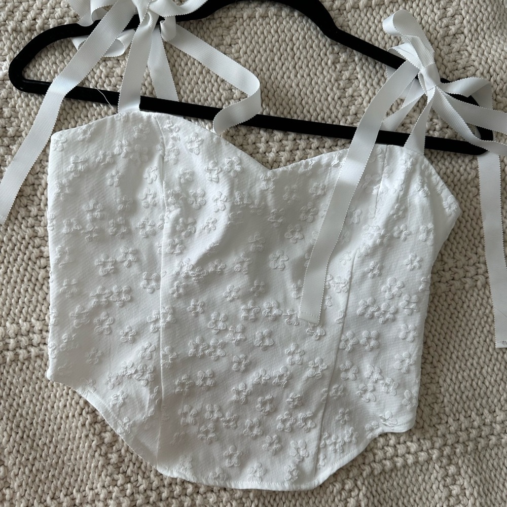 Reformation Karoline Top | Sweetheart Neckline with Shoulder Tie Straps | Size 4